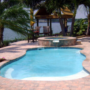 Vista Isle fiberglass pool Ontario